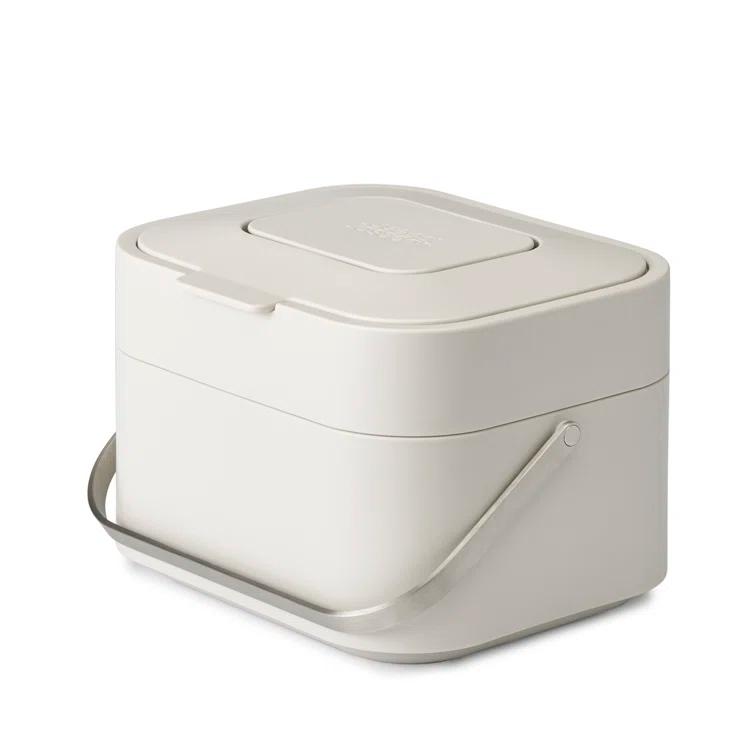 Joseph Joseph Stack 4-liter Food Waste Compost Caddy (1 US Gallon)