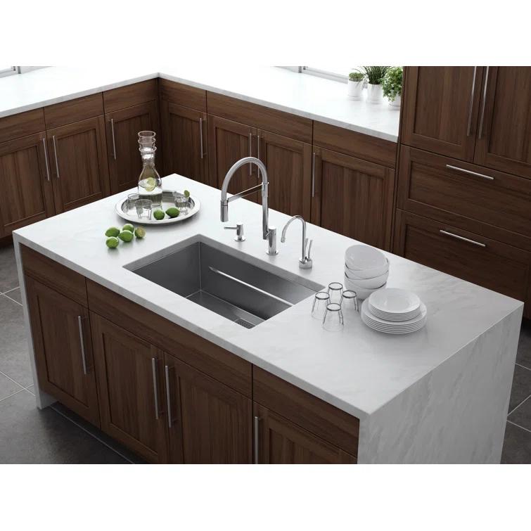 Peak 28.75" L x 17.75" W Undermount Kitchen Sink