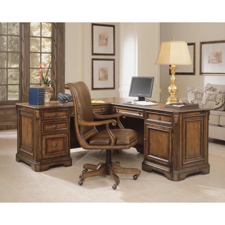 Brookhaven 30.5'' H x 68.25'' W No Desk Return
