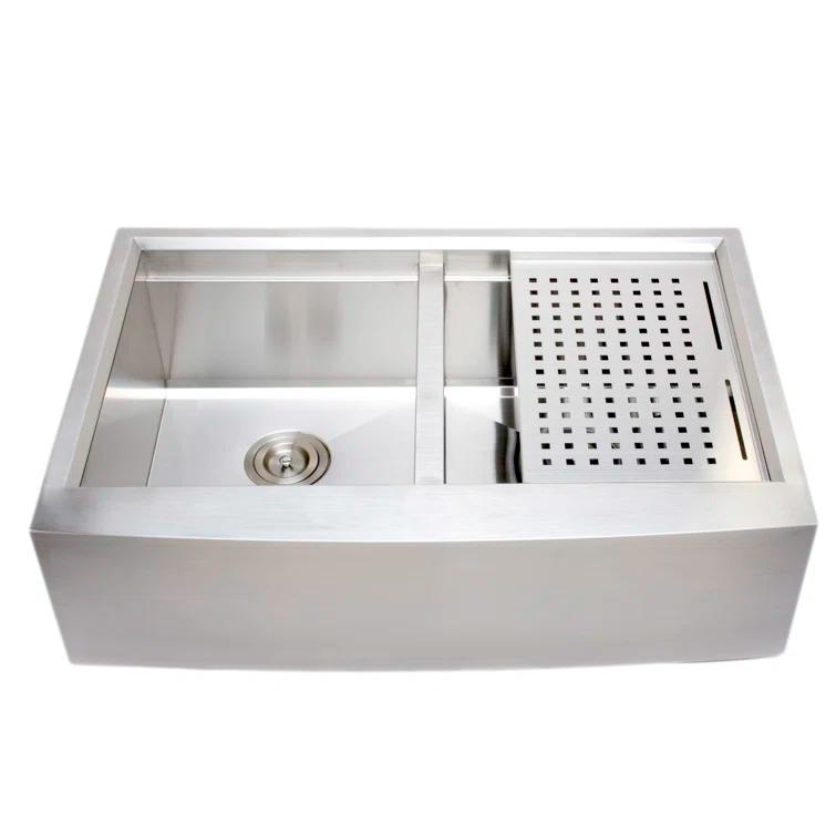 Wells Sinkware 3D 3322-99-AP-1 33'' L Farmhouse / Apron Double Bowl Stainless Steel Kitchen Sink
