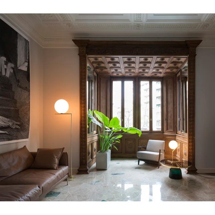 IC Task Floor Lamp