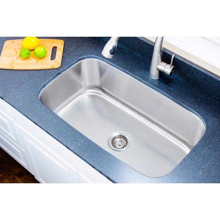Craftsmen Series 31.5'' L Undermount Single Bowl Stainless Steel Kitchen Sink