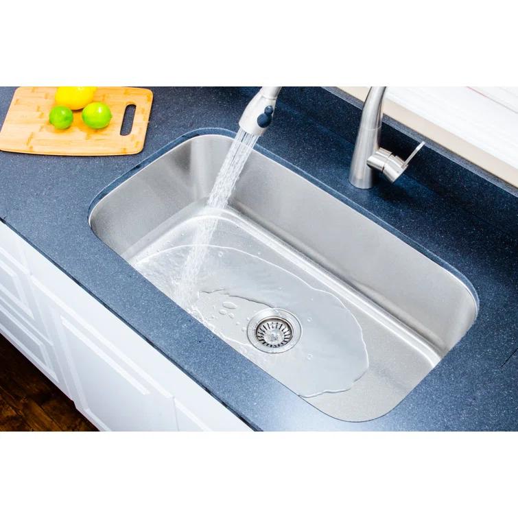Craftsmen Series 31.5'' L Undermount Single Bowl Stainless Steel Kitchen Sink