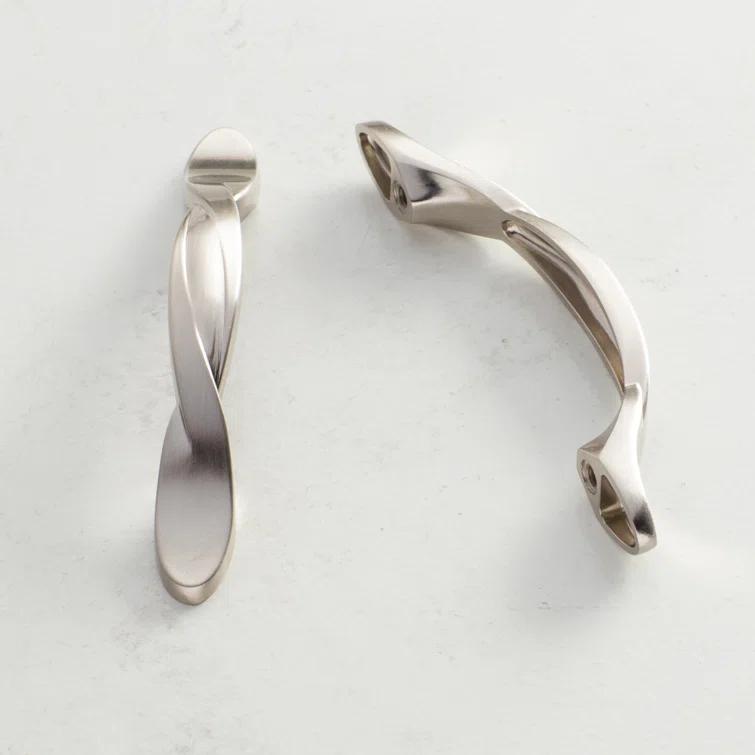 Allison Value 3" Center Arch Pull