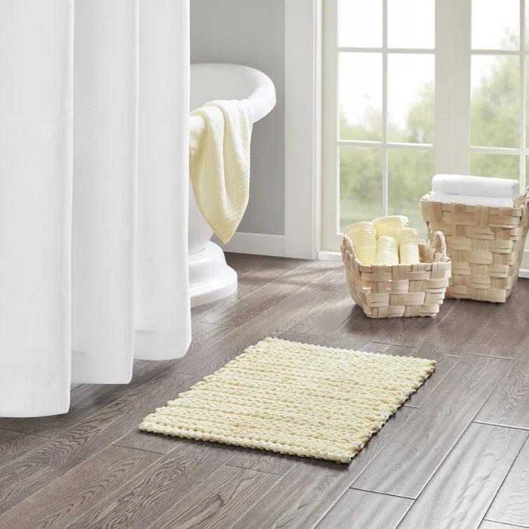Lasso 100% Cotton Chenille Chain Stitch Non-Slip Bath Rug
