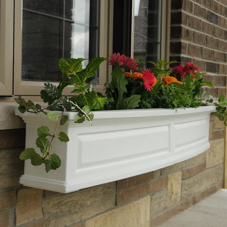 Nantucket Resin Window Box with Water Reservoir