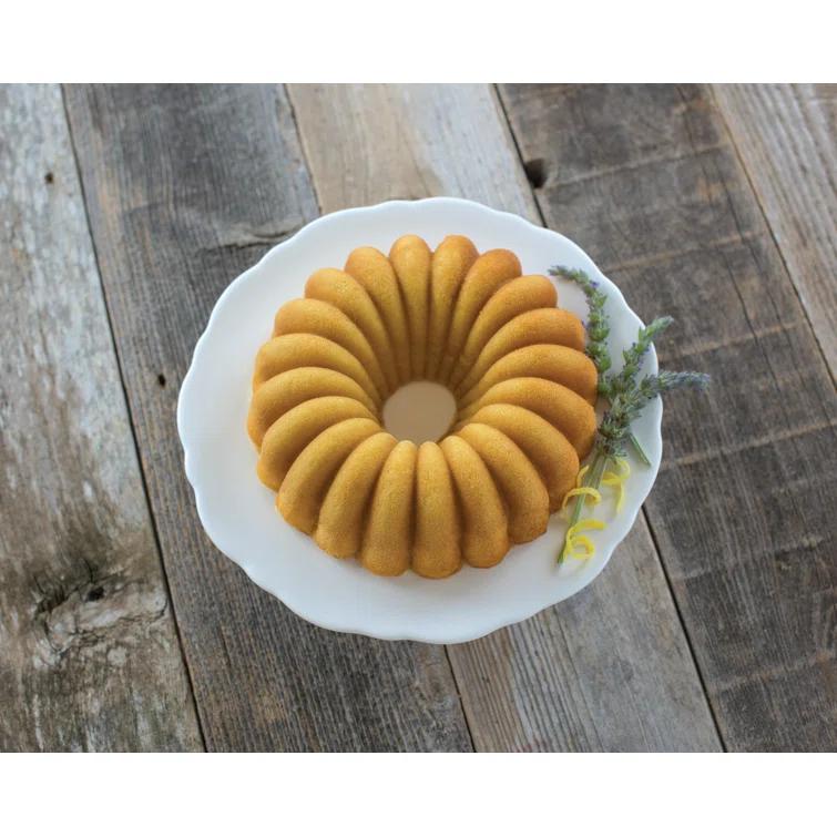 Nordic Ware Nordic Ware Non-Stick Round Elegant Party Bundt Cake Pan
