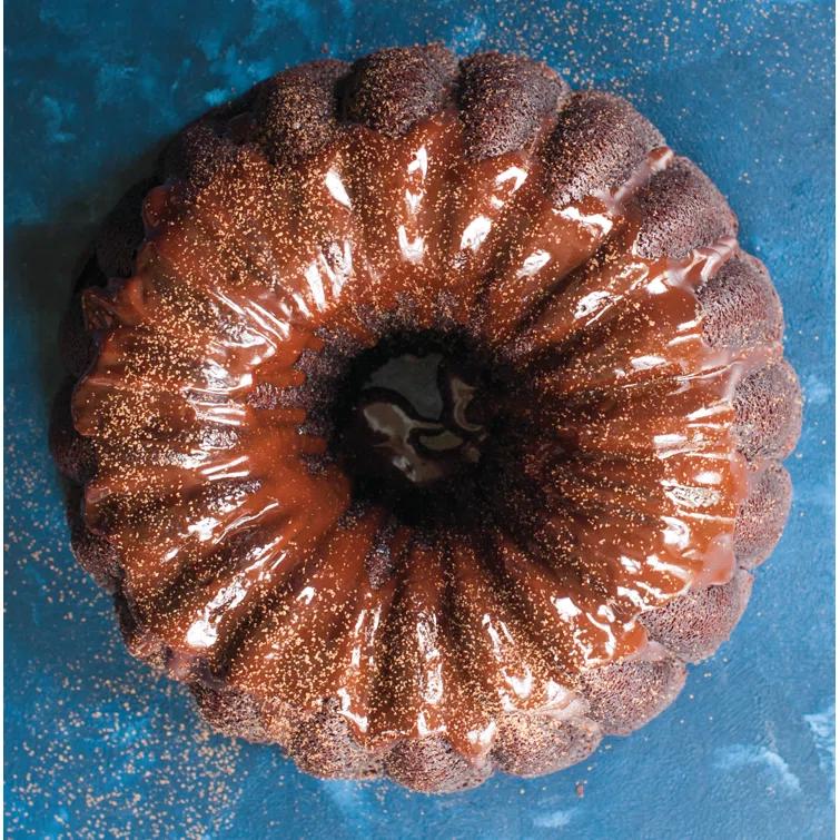 Nordic Ware Nordic Ware Non-Stick Round Elegant Party Bundt Cake Pan