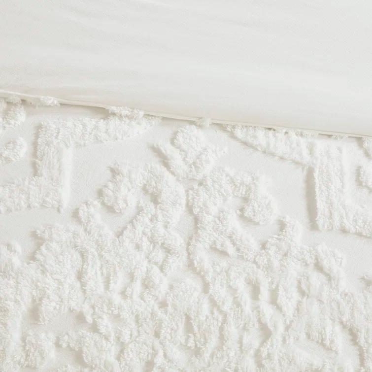 Madison Park Viola Tufted Cotton Chenille Damask 3 Piece Comforter Set