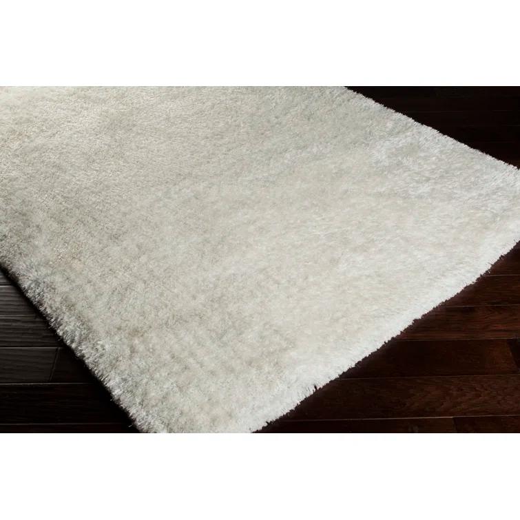 White Plush Handwoven Polyester Shag Rug 2' x 3'