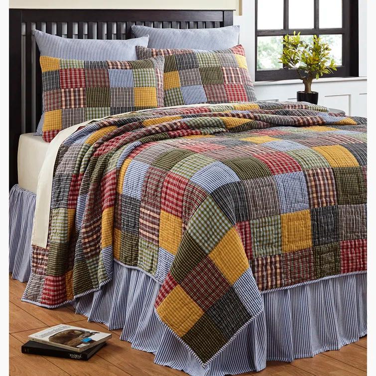 Carlton Patchwork Quilt Set