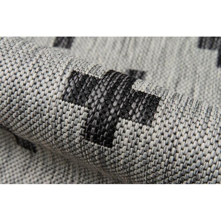Umbria Polypropylene Gray/Black Rug