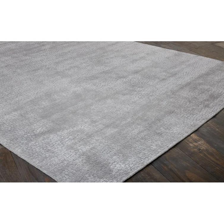 Kalaty Renzo Area Rug RZ-545 Silver Single-Color Faded 8' 6" x 11' 6" Rectangle