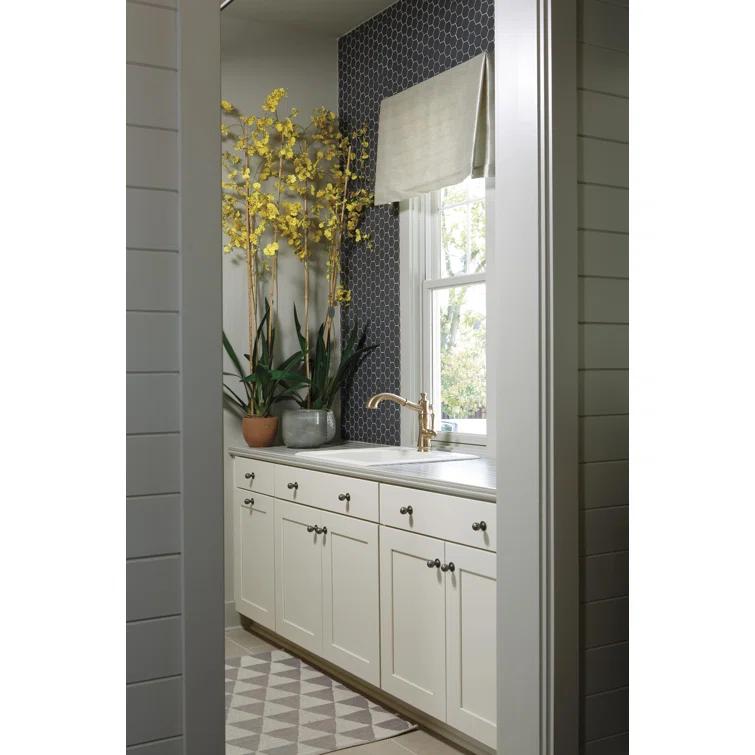 Cassidy Pull Out Sprayer Kitchen Sink Faucet, Single Handle Kitchen Faucet