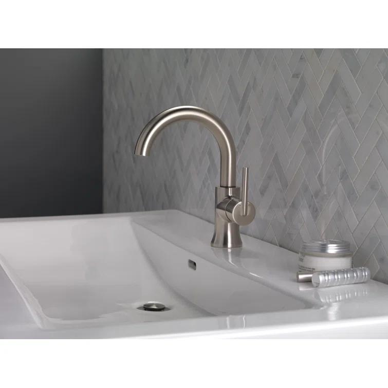 Trinsic Single Hole Bathroom Faucet with Drain Assembly, Single Handle Bathroom Sink Faucet