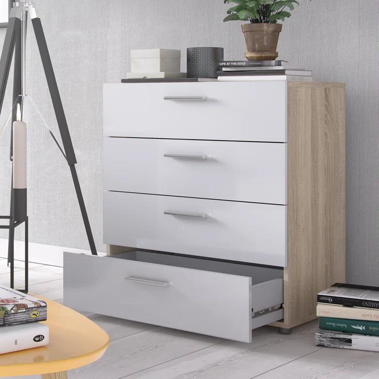 Gianna 31.57'' W 4 - Drawer Dresser