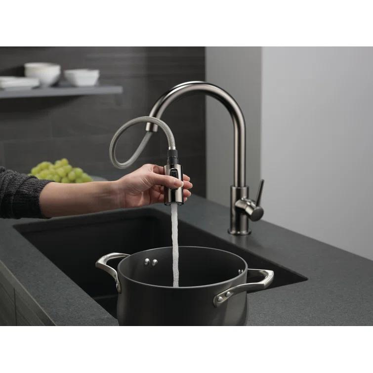 Trinsic Pull Down Sprayer Kitchen Sink Faucet, Single Handle Kitchen Faucet