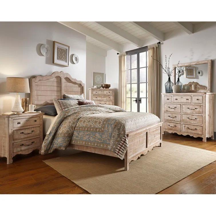 Thorin 3-Drawer Nightstand