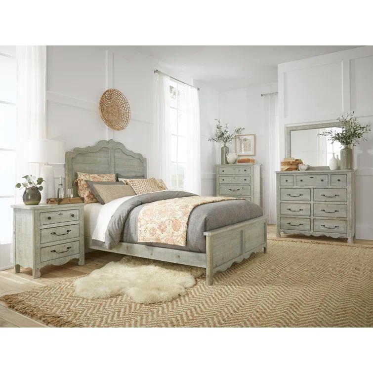 Thorin 3-Drawer Nightstand