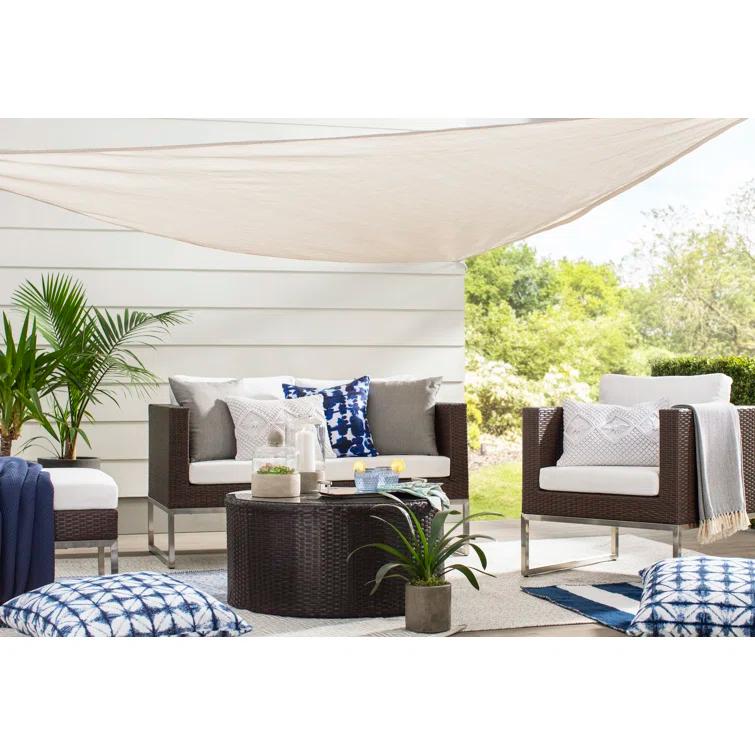 Diamond Platinum/White Handwoven Indoor/Outdoor Rug