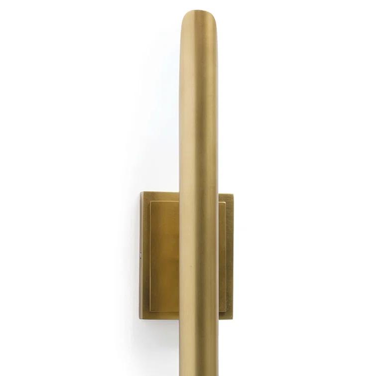 Baton Sconce by Regina Andrew