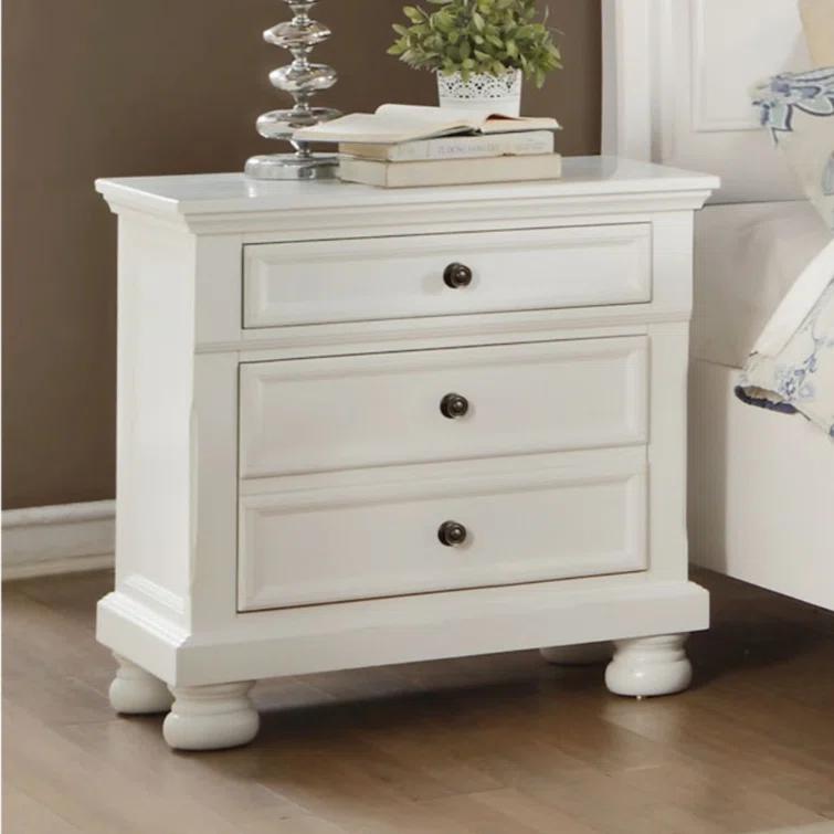 Analie 29.5'' W Nightstand