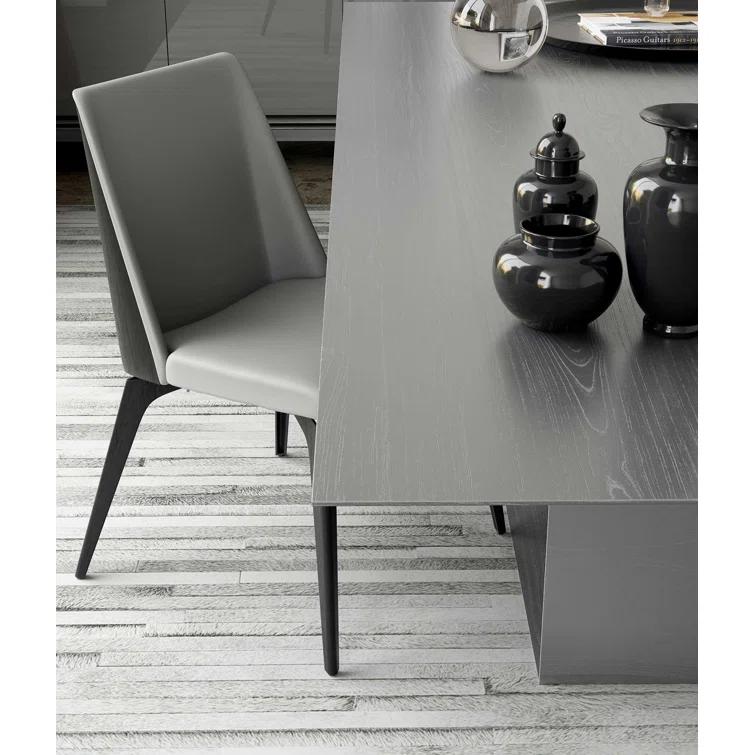 Greenwich Dining Table