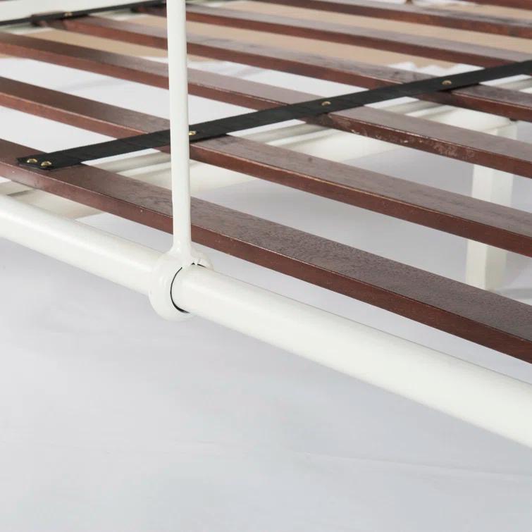Maddie Bed - Black / Twin
