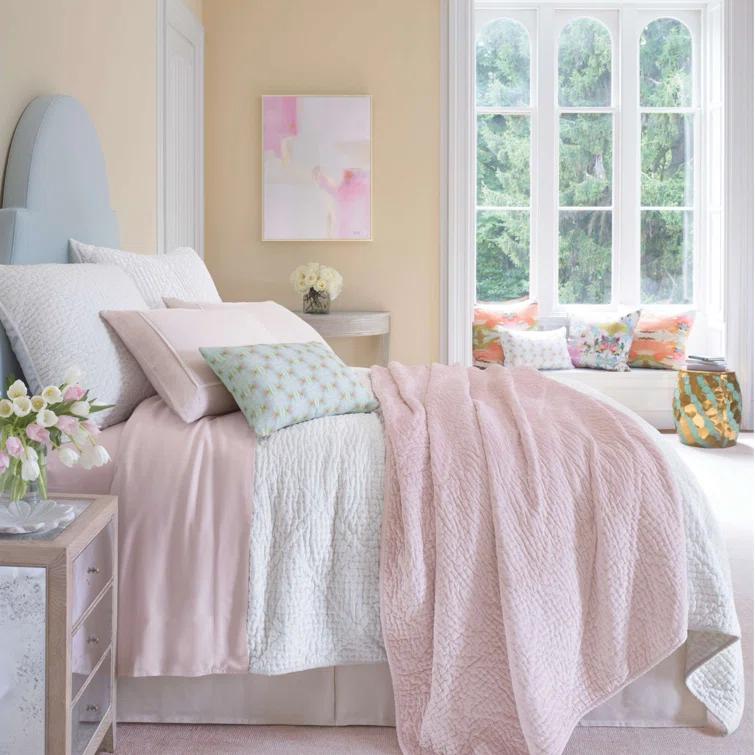 Parisienne Velvet Quilt