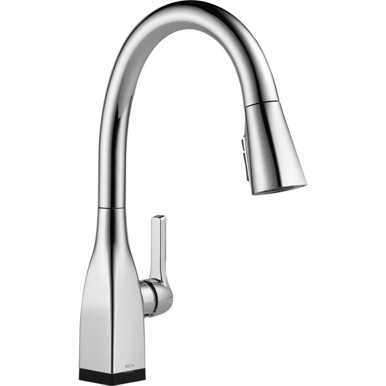 Mateo Pull Down Touch Single Handle Kitchen Faucet with MagnaTite® Docking and Touch2O® Technology