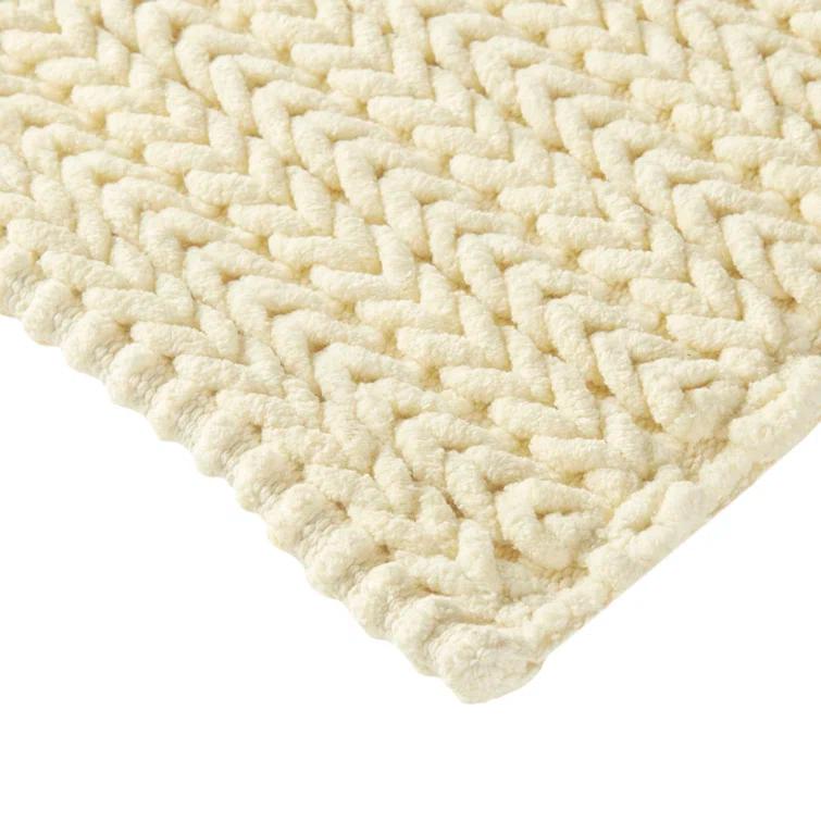 Lasso 100% Cotton Chenille Chain Stitch Non-Slip Bath Rug