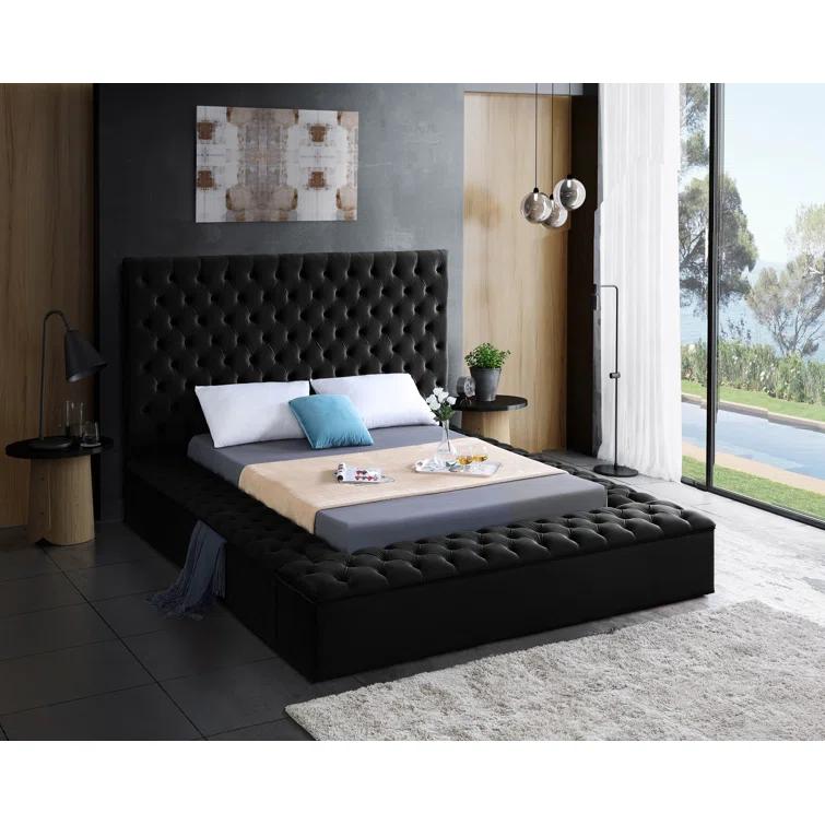 Everly Quinn Johnnay Upholstered Platform Storage Bed