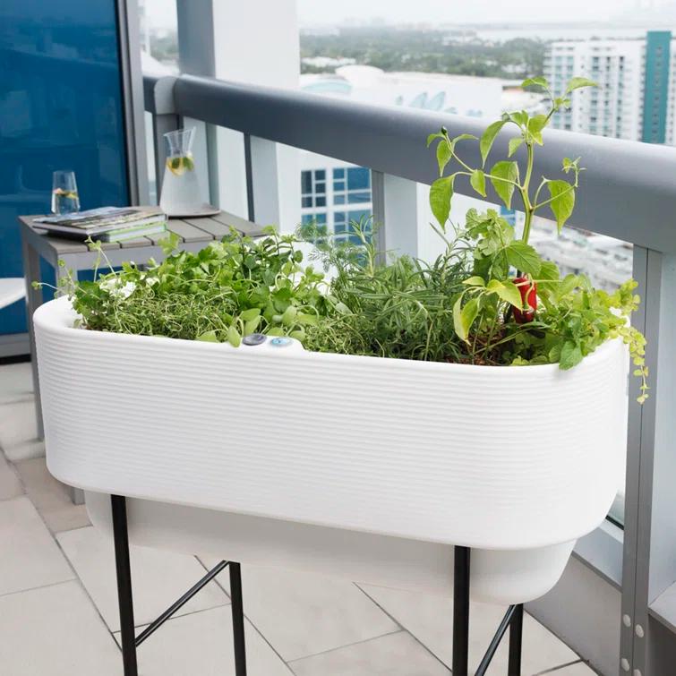 Nest Elevated Planter