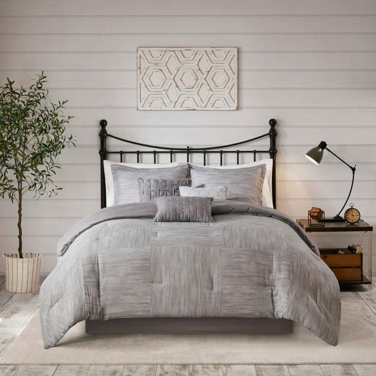 Madison Park Walter 7 Piece Printed Weave Seersucker Comforter Set