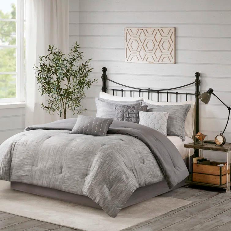 Madison Park Walter 7 Piece Printed Weave Seersucker Comforter Set