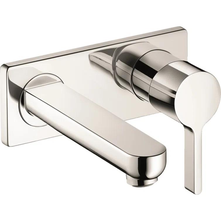 Metris S Single Handle Kitchen Faucet