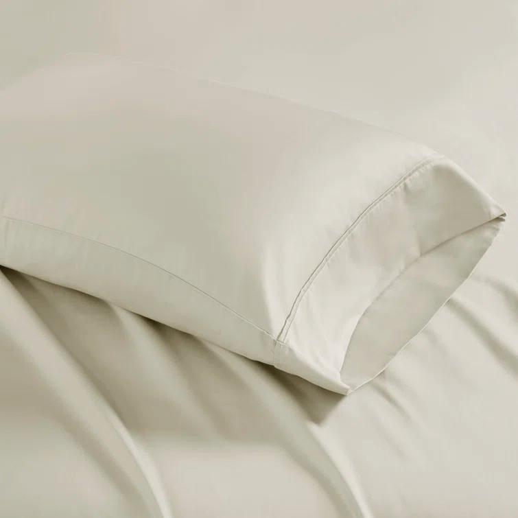 Madison Park 1500 Thread Count Cotton Blend Pillowcases (Set of 2)