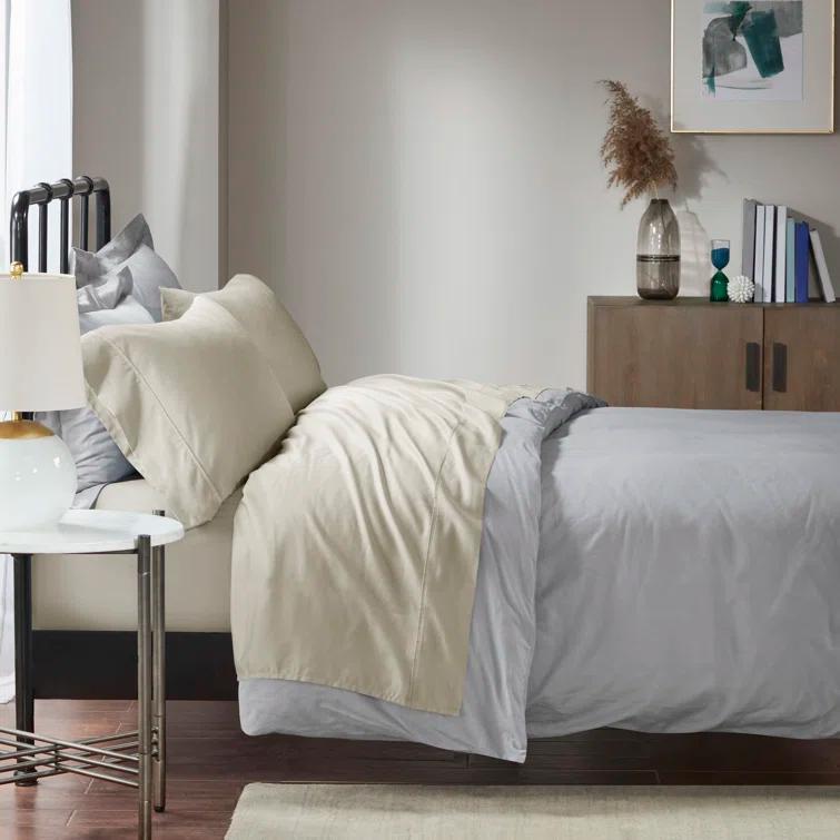 Madison Park 1500 Thread Count Cotton Blend Pillowcases (Set of 2)