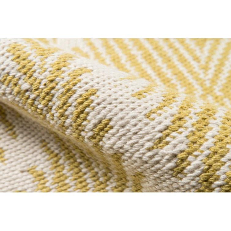 River Geometric Indoor / Outdoor Rug
