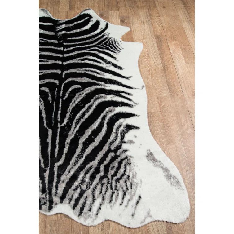 Acadia Animal Print Indoor Rug