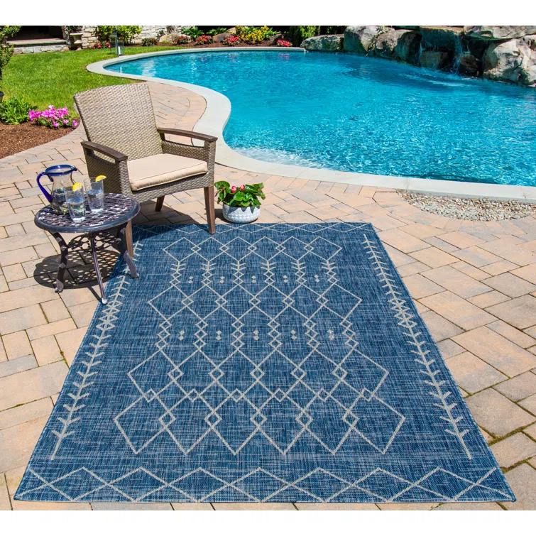 Momeni Villa Monaco Blue/Gray Indoor/Outdoor Rug