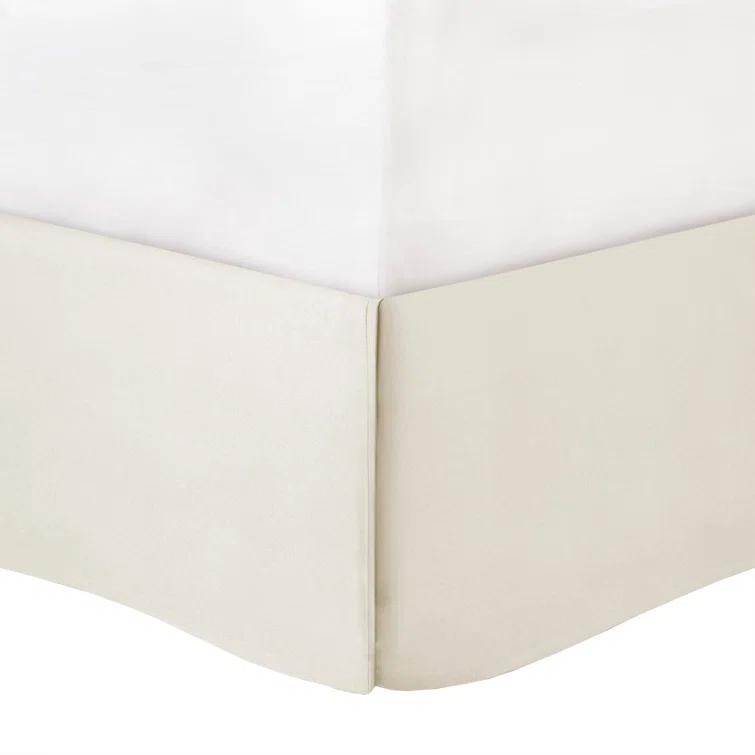 Madison Park Laurel 7 Piece Tufted Comforter Set