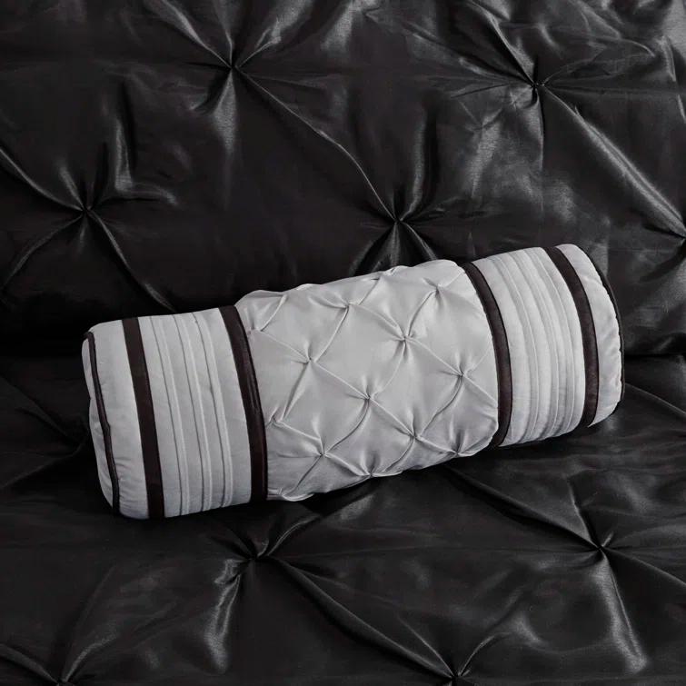 Madison Park Laurel 7 Piece Tufted Comforter Set