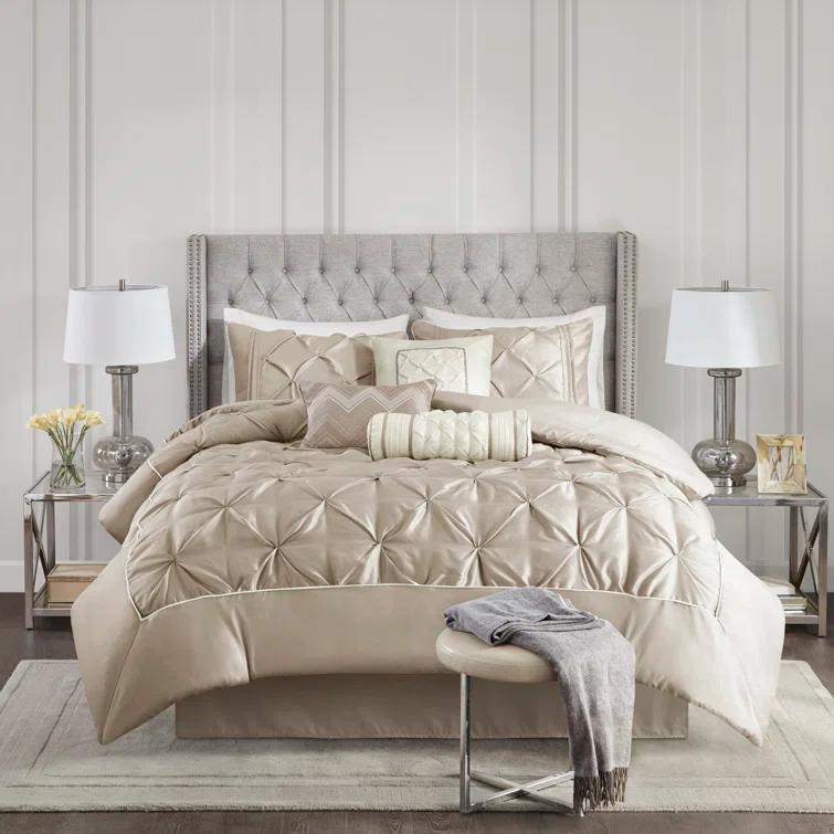 Madison Park Laurel 7 Piece Tufted Comforter Set