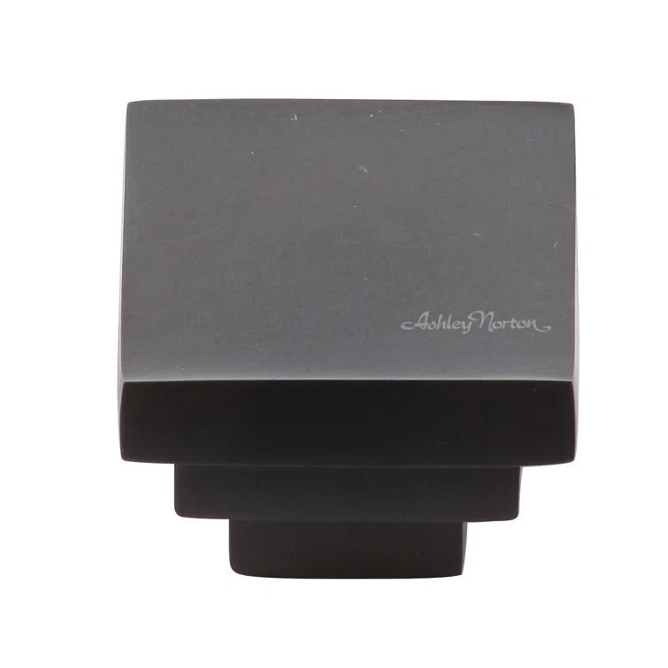 1 1/4" Length Square Knob