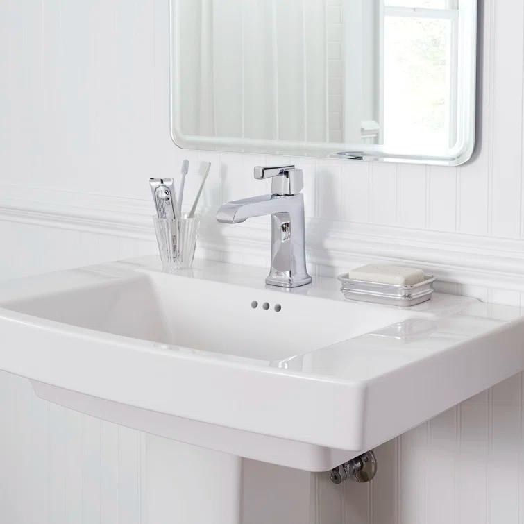 American Standard 7353.101.002 Townsend Single-Hole Bathroom Faucet with Drain Assembly