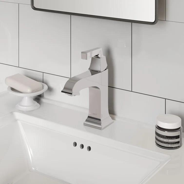 Town Square S Single-Hole Single-handle Bathroom Faucet with Drain Assembly
