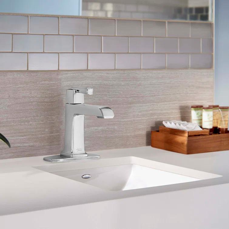 American Standard 7353.101.002 Townsend Single-Hole Bathroom Faucet with Drain Assembly