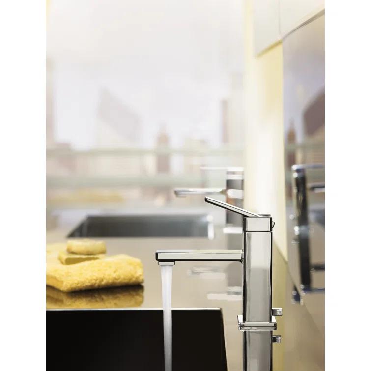 90 Degree Single Hole Bathroom Faucet with Drain Assembly