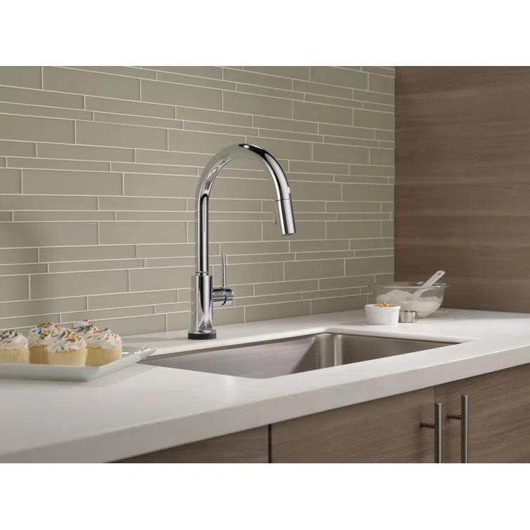 Trinsic Pull Down Sprayer Touch and Voice Control Kitchen Sink Faucet, Touch Control Kitchen Faucet